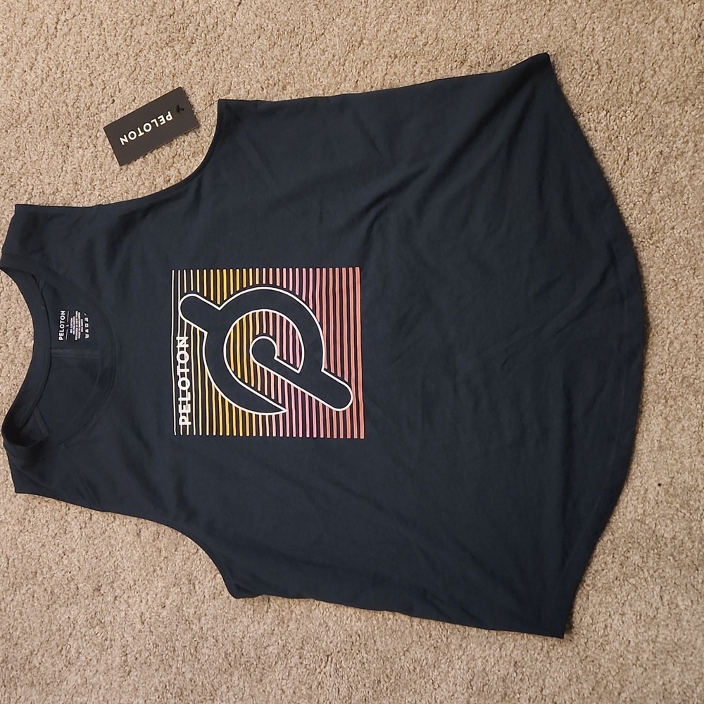 NWT Peloton Studio Scoop Tank